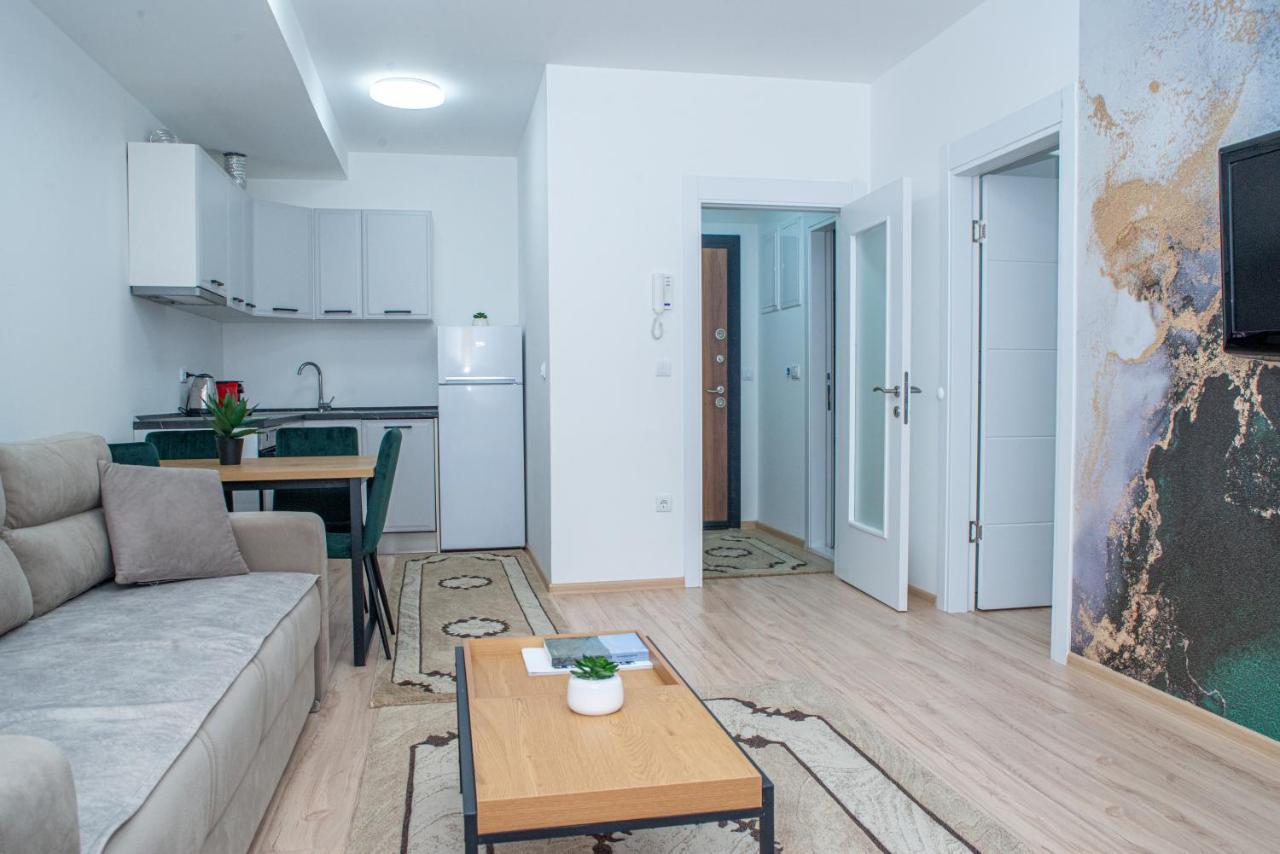 Apartment Aparments